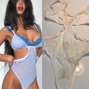 HAH Key to Your Heart Bodysuit La Crème Large NWT